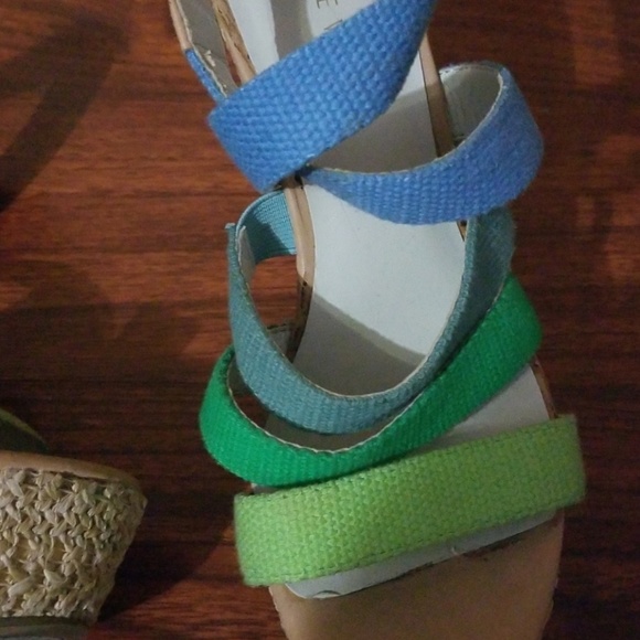 Nine West Wedges - Picture 2 of 4